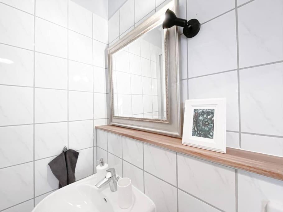 Schoene Ferienwohnung Mit Blick Ueber Stadtwald Lipcse Kültér fotó